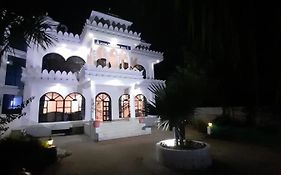 Hotel Khajuraho Inn